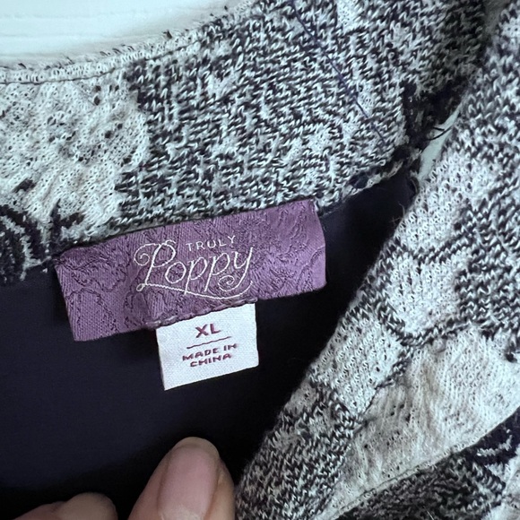 Ladies Size XL Truly Poppy Floral Lace Sleeveless Dress Black/Gray/White GUC - Picture 2 of 5